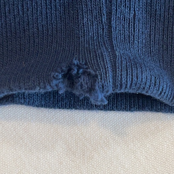 GAP Sweatshirt - Picture 6 of 8